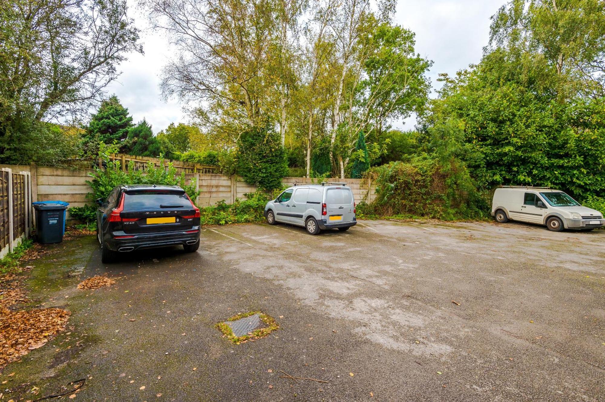 Manchester Comfortable 3 Bedroom House, Free Parking, Wifi & Disneyplus ウォースリー エクステリア 写真